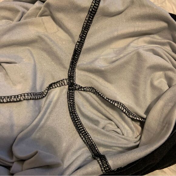 Sz Small Baby Yoda Black Leggings from Shop Disney - Picture 7 of 10